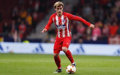 完美电竞独家-克瓦拉茨赫利亚面对嘘声用进球回应