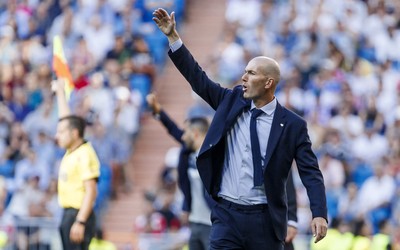 完美电竞快讯-内马尔欧冠客场进球关键