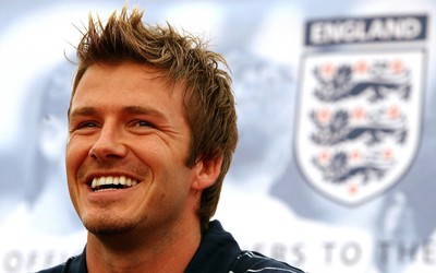 完美电竞焦点-加维扑点成功却输球无奈摇头